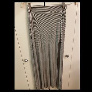 Brandy Melville long stripped skirt